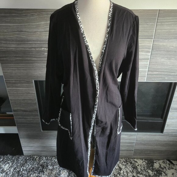 OGIO Black Robe with Leopard Trim – Size 1X – NWT ($50 Retail) - Picture 1 of 3